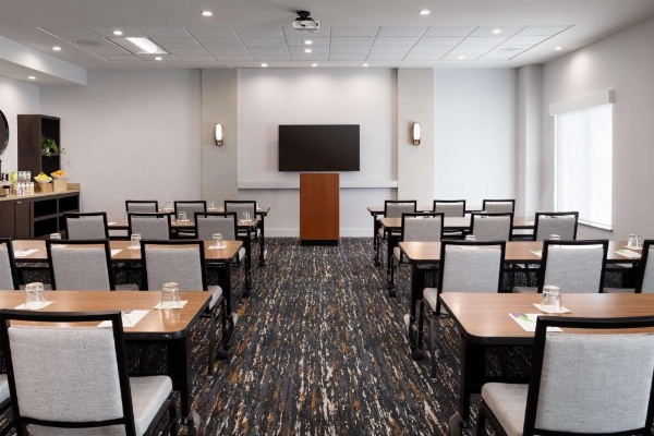 Hyatt Place at Anaheim Resort / Convention Center image 14