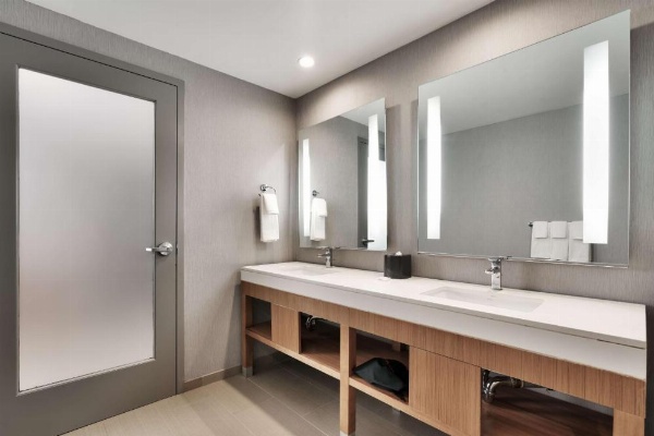 Hyatt Place at Anaheim Resort / Convention Center image 9